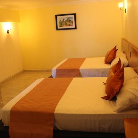 Hotel Boutique Rosa De Lima Santa Rosa de Jauregui ภายนอก รูปภาพ