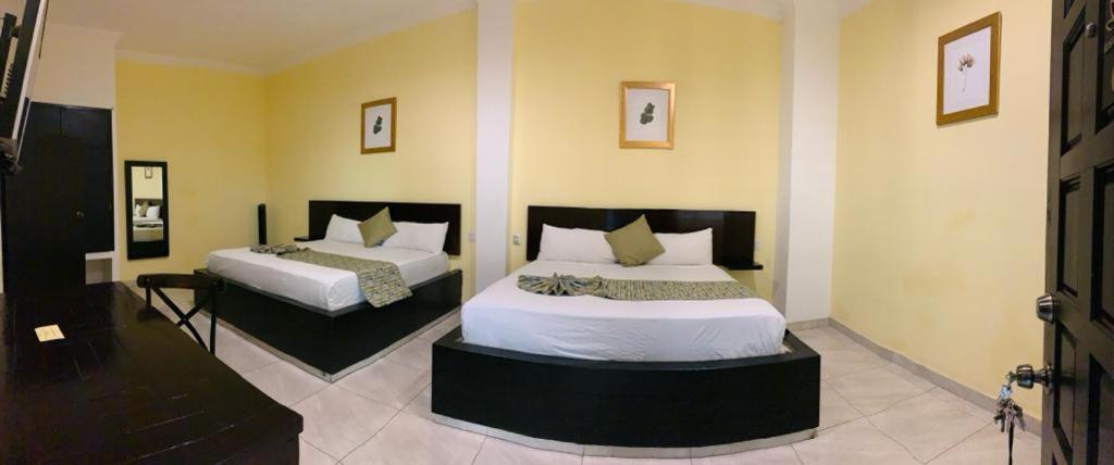Hotel Boutique Rosa De Lima Santa Rosa de Jauregui ภายนอก รูปภาพ